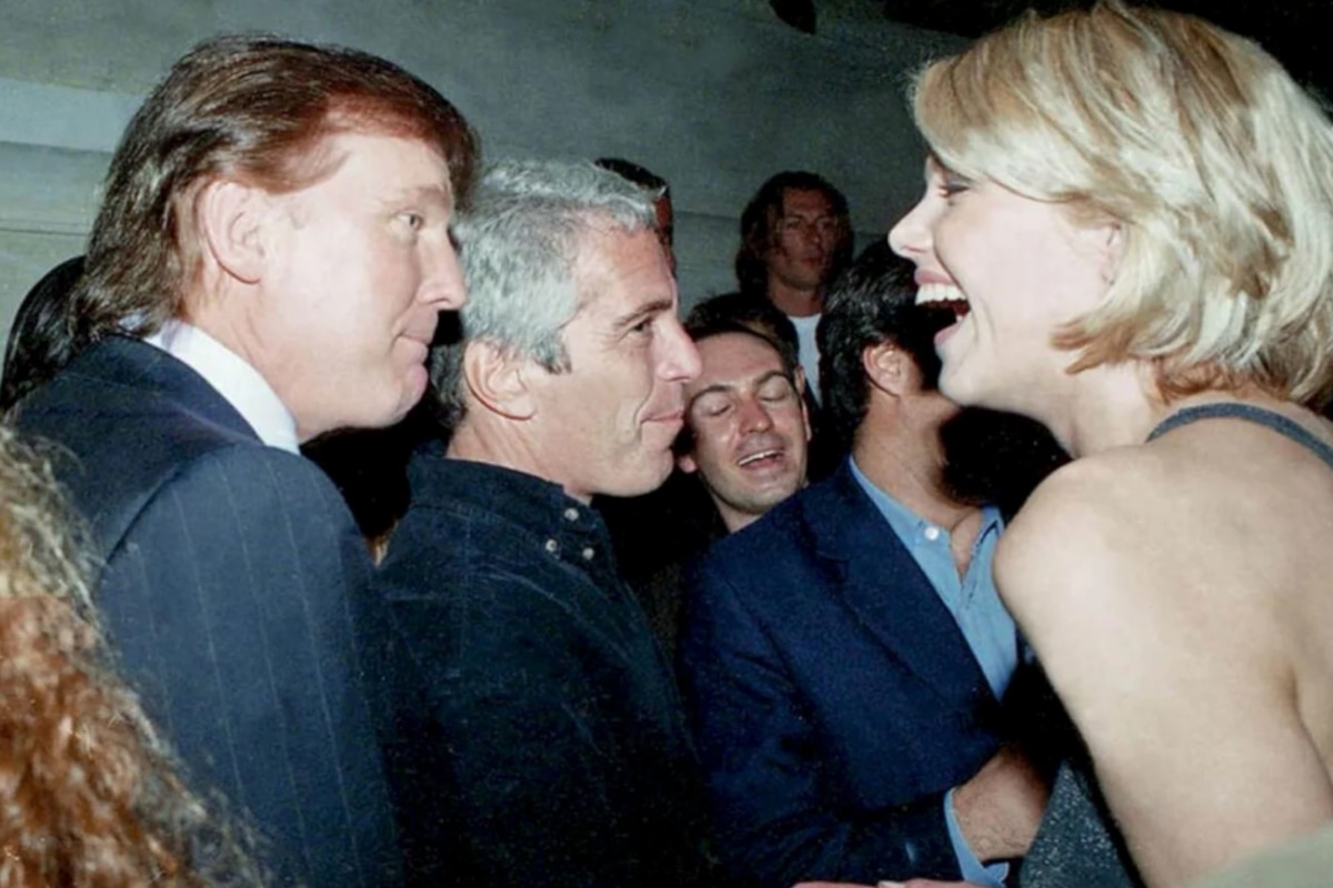Des clichés ont été dévoilés ce vendredi, montrant l’ancien trafiquant sexuel Jeffrey Epstein en compagnie de plusieurs personnalités influentes, dont Donald Trump, Bill Clinton, Steve Bannon et Bill Gates.