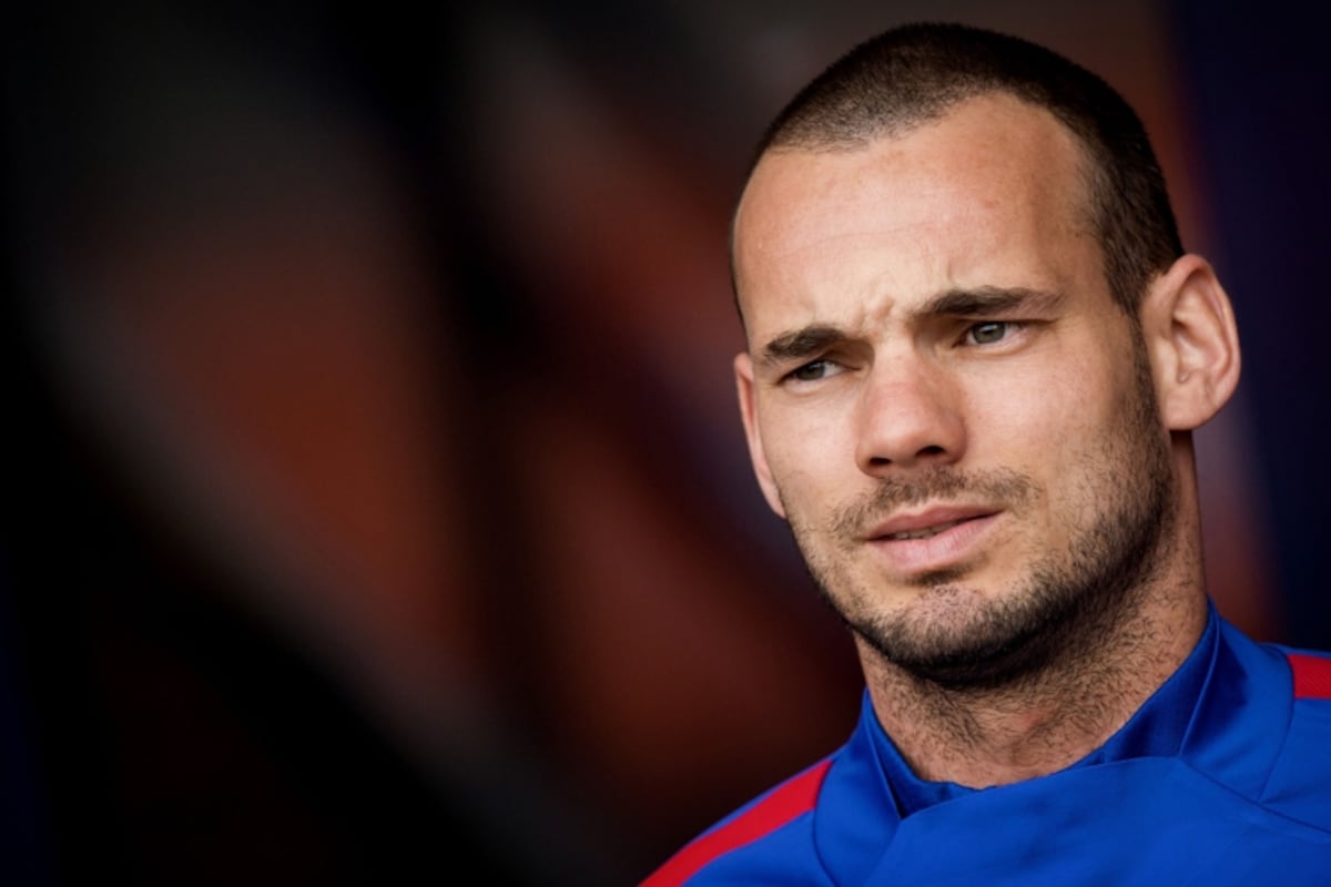 Étrange, pas dans les critères: Wesley Sneijder sur le choix de Xavi à la tête de léquipe nationale des Pays-Bas Lancien numéro 10 des Pays-Bas, Wesley Sneijder, est revenu sur le choix de Xavi à la tête de léquipe nationale néerlandaise. ...