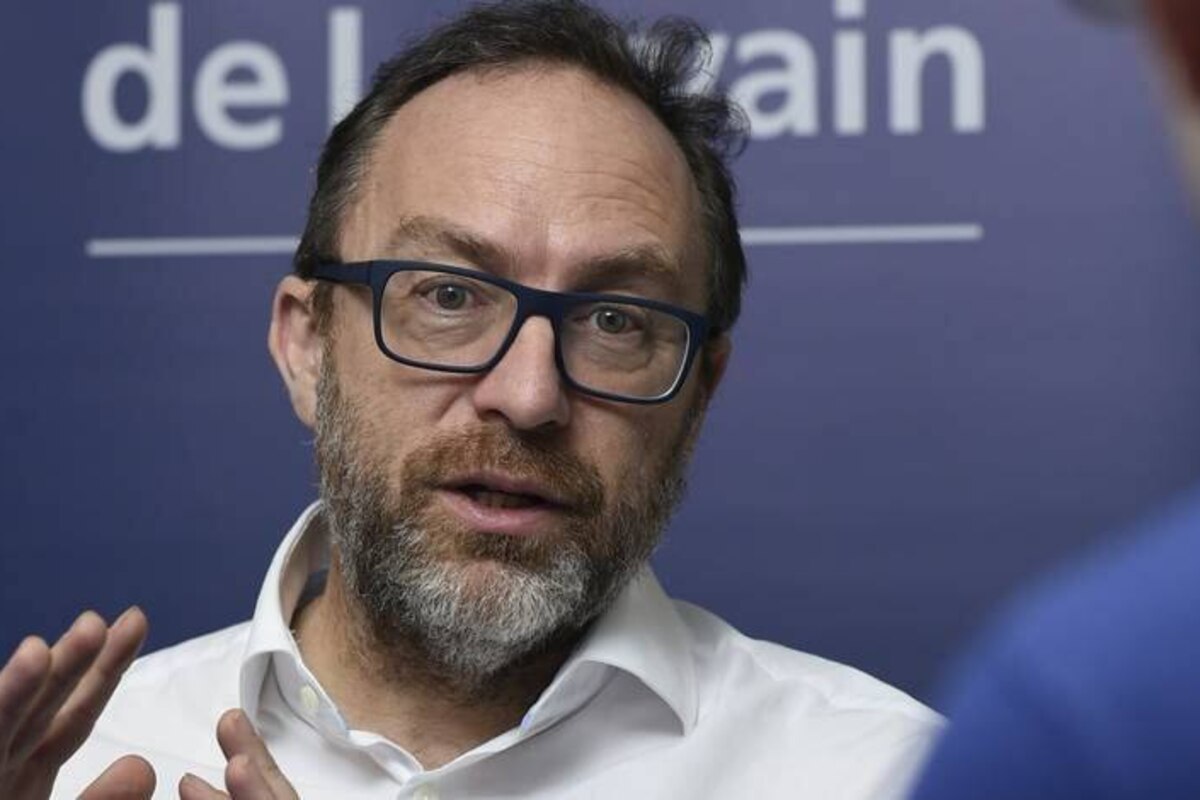 American internet entrepreneur Jimmy Wales pictured ahead of a ceremony for the Doctors Honoris Causa honorary degrees at the UCL university, in Louvain-la-Neuve, Tuesday 02 February 2016. BELGA PHOTO JOHN THYS