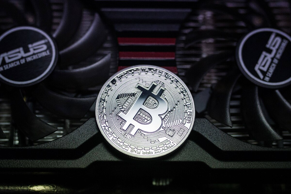 La blockchain, encore balbutiante hors des cryptomonnaies