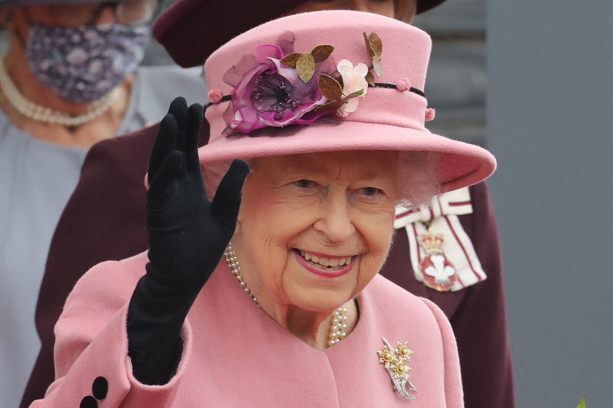 Elizabeth II, jeune dans sa tête, refuse un prix pour personnes âgées