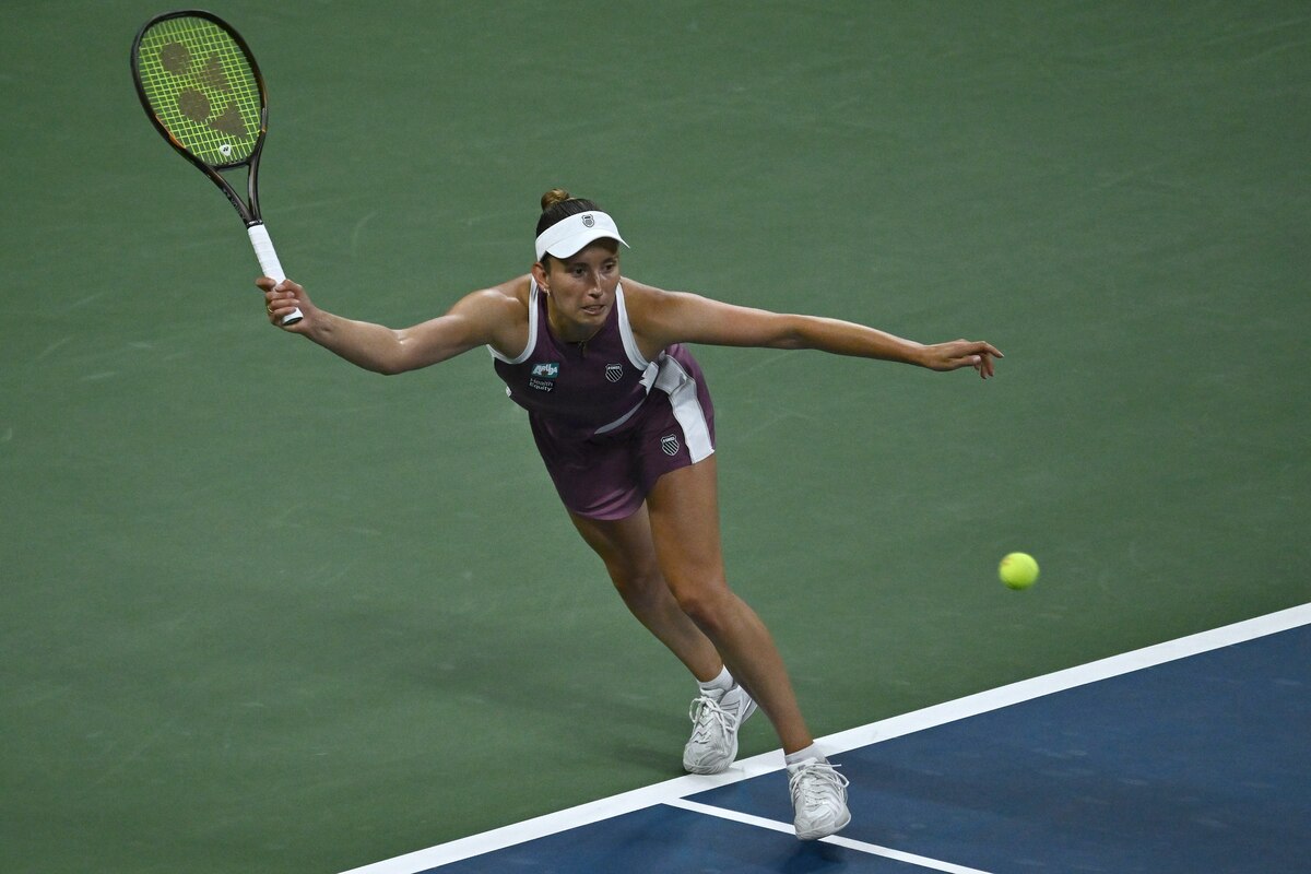 Elise Mertens of Belgium plays against Naomi Osaka of Japan during the Women's singles Round 3 of the 2026 US Open Tennis Championship, USTA Billie Jean King National Tennis Center in Flushing Meadow-Corona Park, in the Queens borough of New York, NY, September 5, 2026. (Photo by Anthony Behar/Sipa USA) BELGA PHOTO BENELUX ONLY