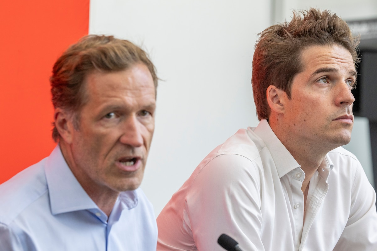 PS chairman Paul Magnette and PS Thomas Dermine pictured during a congress of French-speaking socialist party PS, federation Charleroi, Saturday 31 August 2024 in Charleroi. BELGA PHOTO NICOLAS MAETERLINCK
