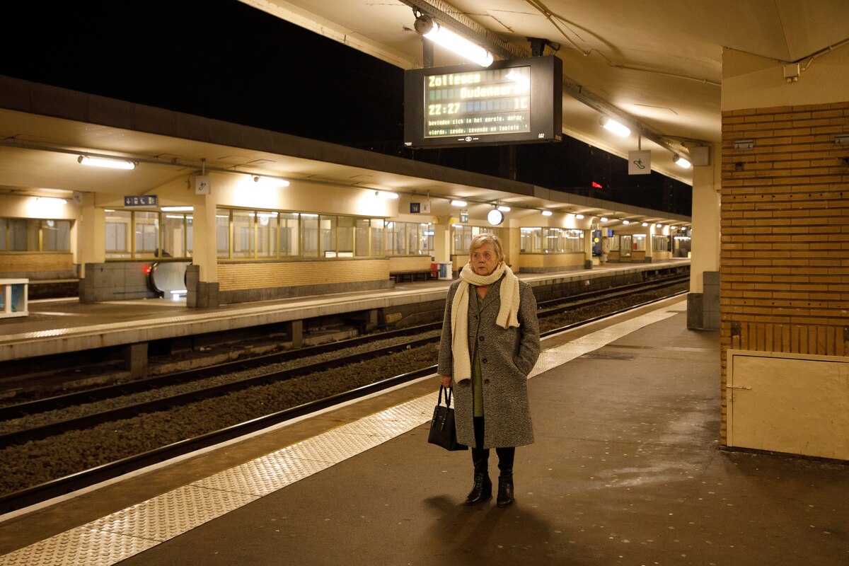 A passenger awaits their train during a 24 hour strike of Belgian railway company NMBS-SNCB, HR Rail and Infrabel, Sunday 12 January 2025, in Brussels. The strike is part of a national day of action to protest against the planned pension reforms of the ongoing federal government negotiations. BELGA PHOTO HATIM KAGHAT