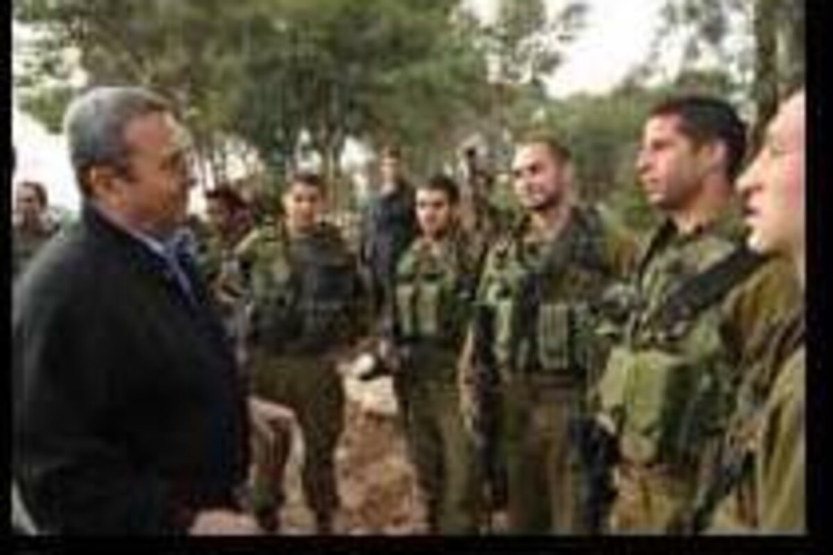 Le Hamas paiera le "prix fort", avertit Ehoud Barak