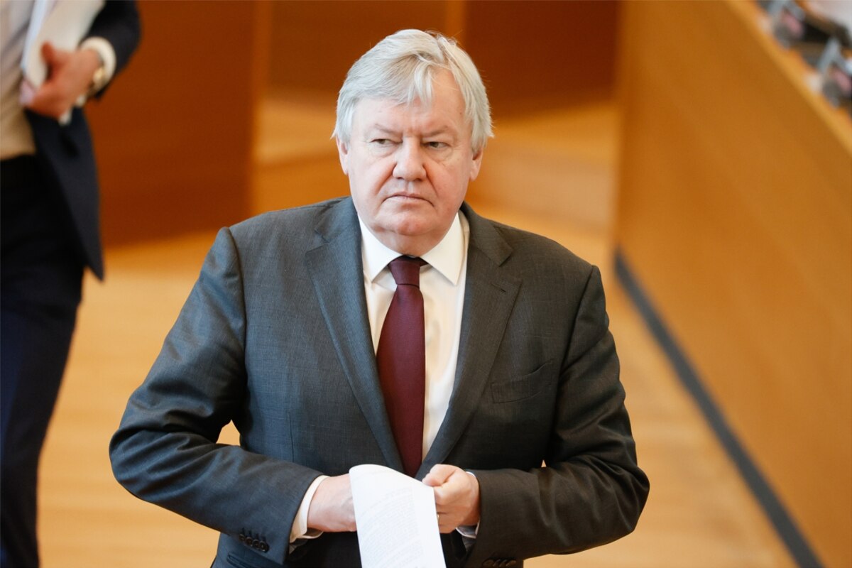 Jean-Claude Marcourt ne sera pas au perchoir du Parlement wallon mercredi prochain. BELGA PHOTO BRUNO FAHY