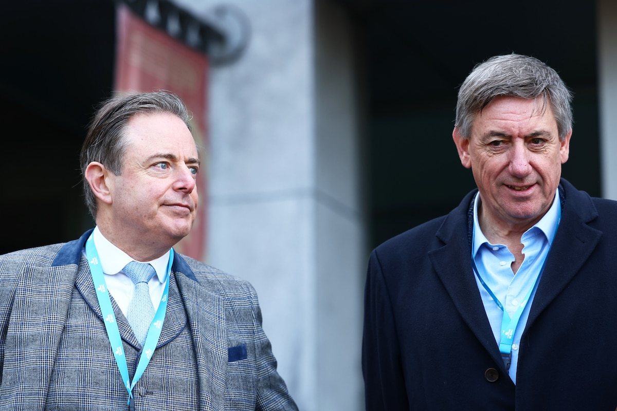 Antwerpen mayor Bart De Wever and Flemish Minister President Jan Jambon pictured at the start of the men's race of the 'Ronde van Vlaanderen/ Tour des Flandres/ Tour of Flanders' one day cycling event, 270,8km from Antwerp to Oudenaarde, Sunday 31 March 2024.
BELGA PHOTO DAVID PINTENS