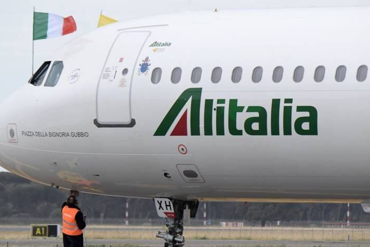 Alitalia perd son meilleur client, le Pape