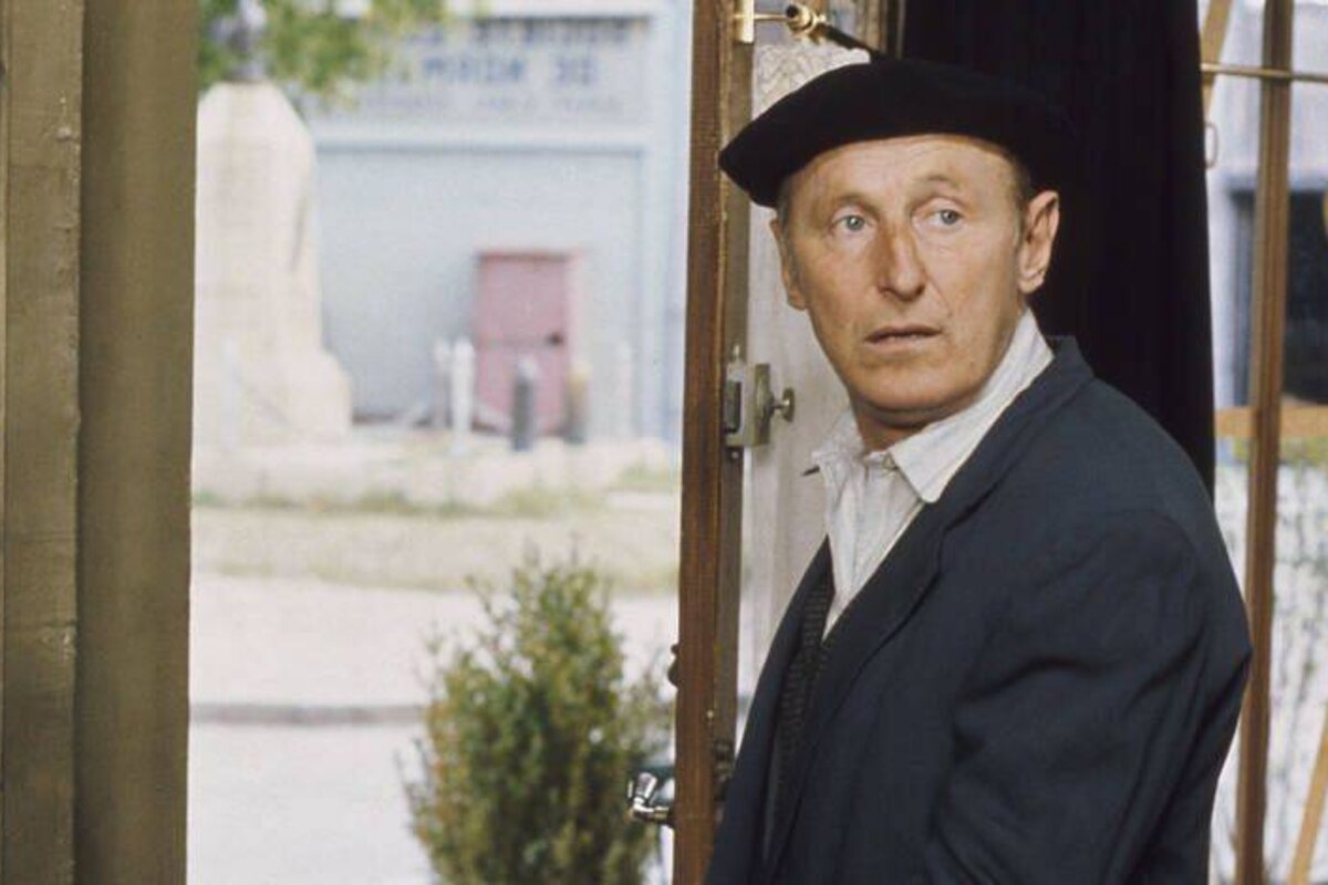 De Bourvil à Bardot: ces personnalités qui ont refusé la Légion d'honneur