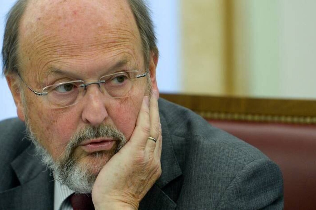 Banque nationale: Luc Coene sous pression syndicale