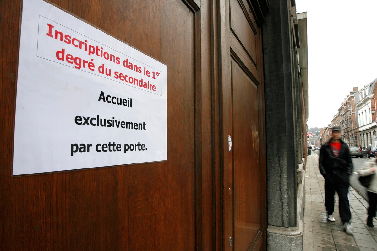 INSCRIPTIONS DANS LE SECONDAIRE