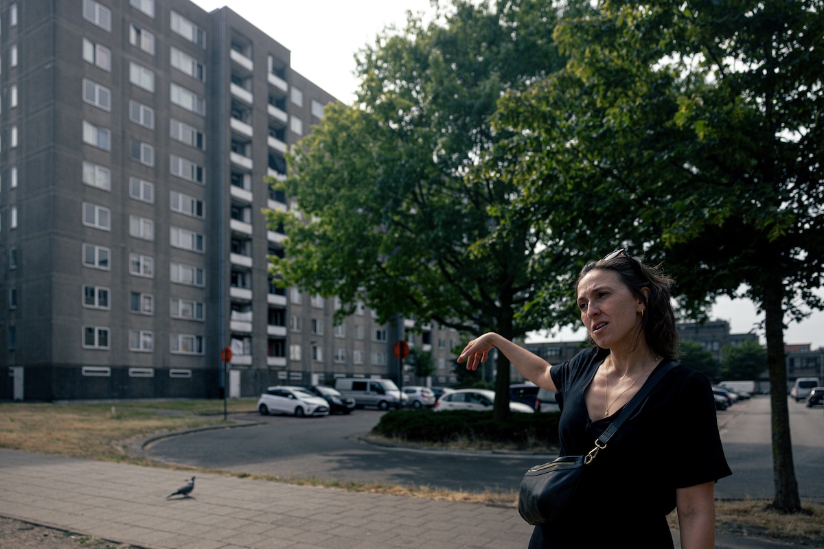 portrait-reportage de Sarah Vantorre, vice-présidente de Basta, un collectif citoyen anti-mafia