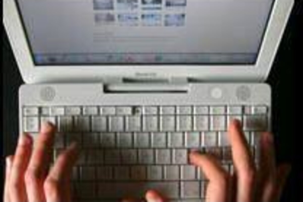 Les eurodéputés s'opposent aux privations punitives d'accès à internet