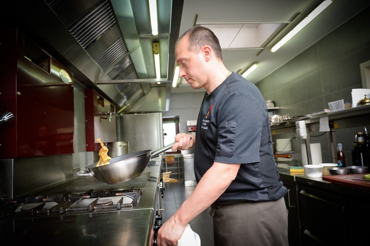 Brxuelles - Ganshoren : San Daniele restaurant: Franco Spinelli et sa famille (JC Guillaume)