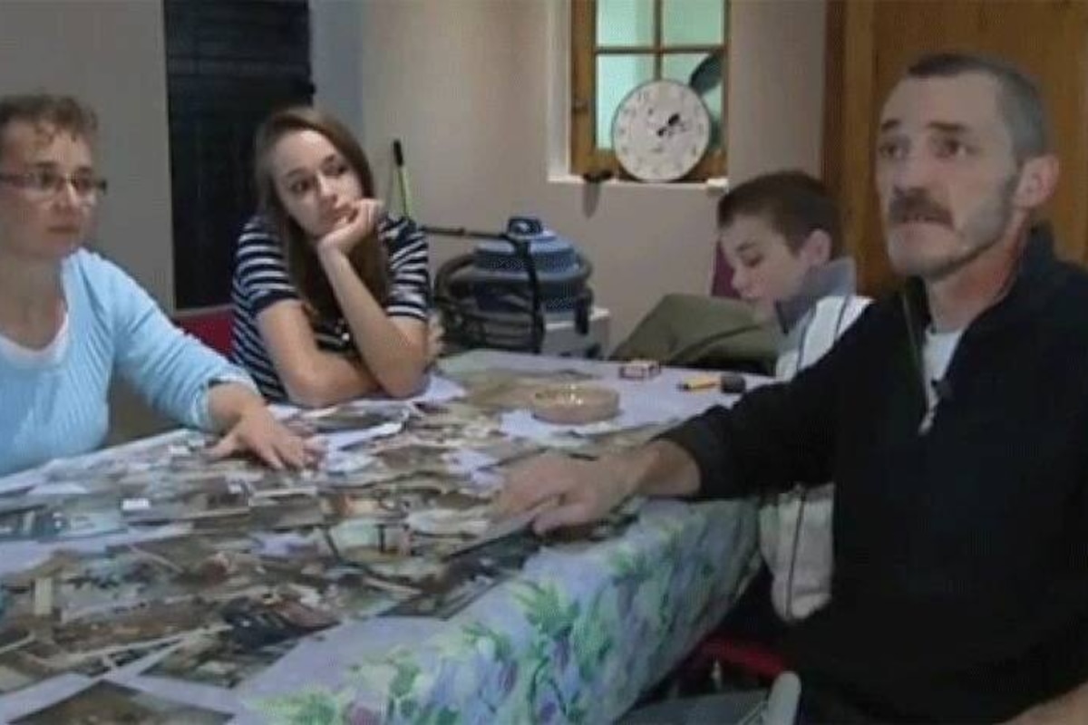 "Tous Ensemble": la maison est pleine de malfaçons, la famille veut porter plainte