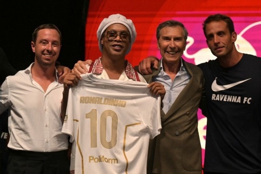 Ronaldinho jouera en 3e division italienne avec Ravenne le 15 novembre