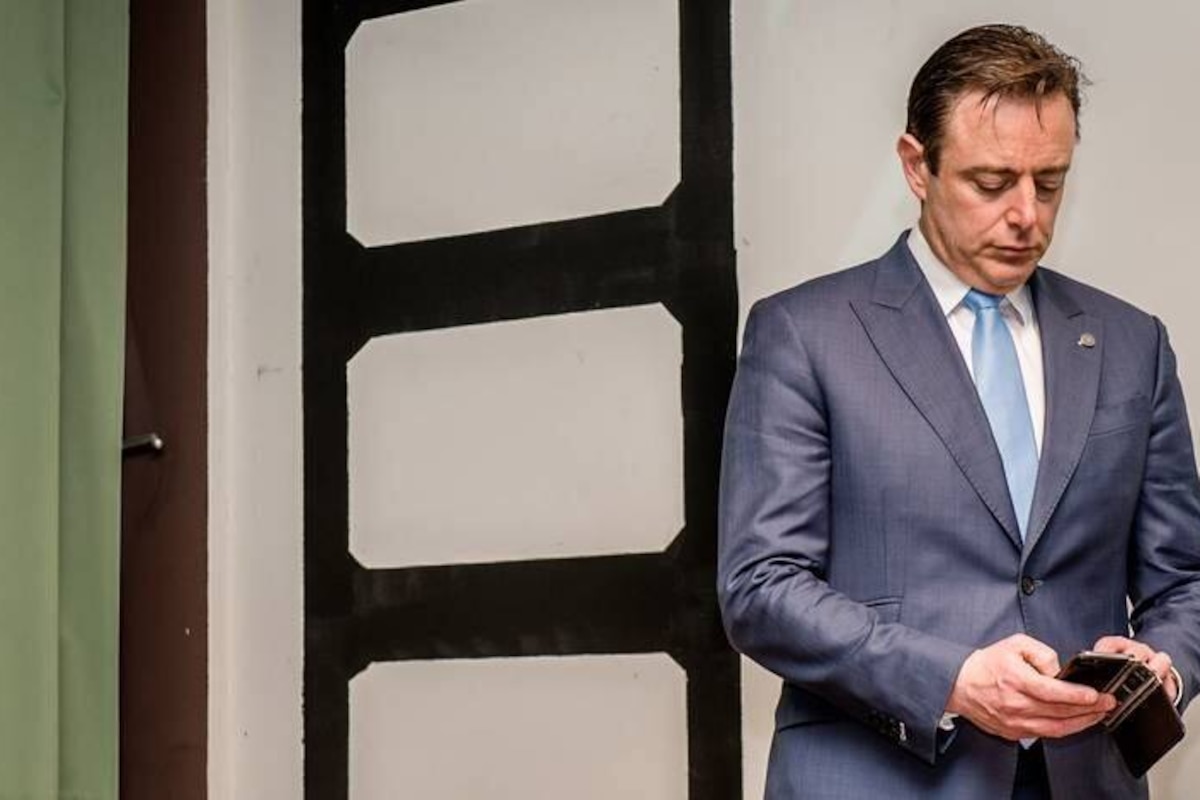 De Wever: "Je n'ai jamais rencontré un migrant asiatique qui se dise victime de racisme"