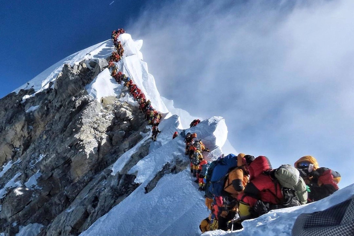 La folle course aux montagnes de plus de 8.000 mètres