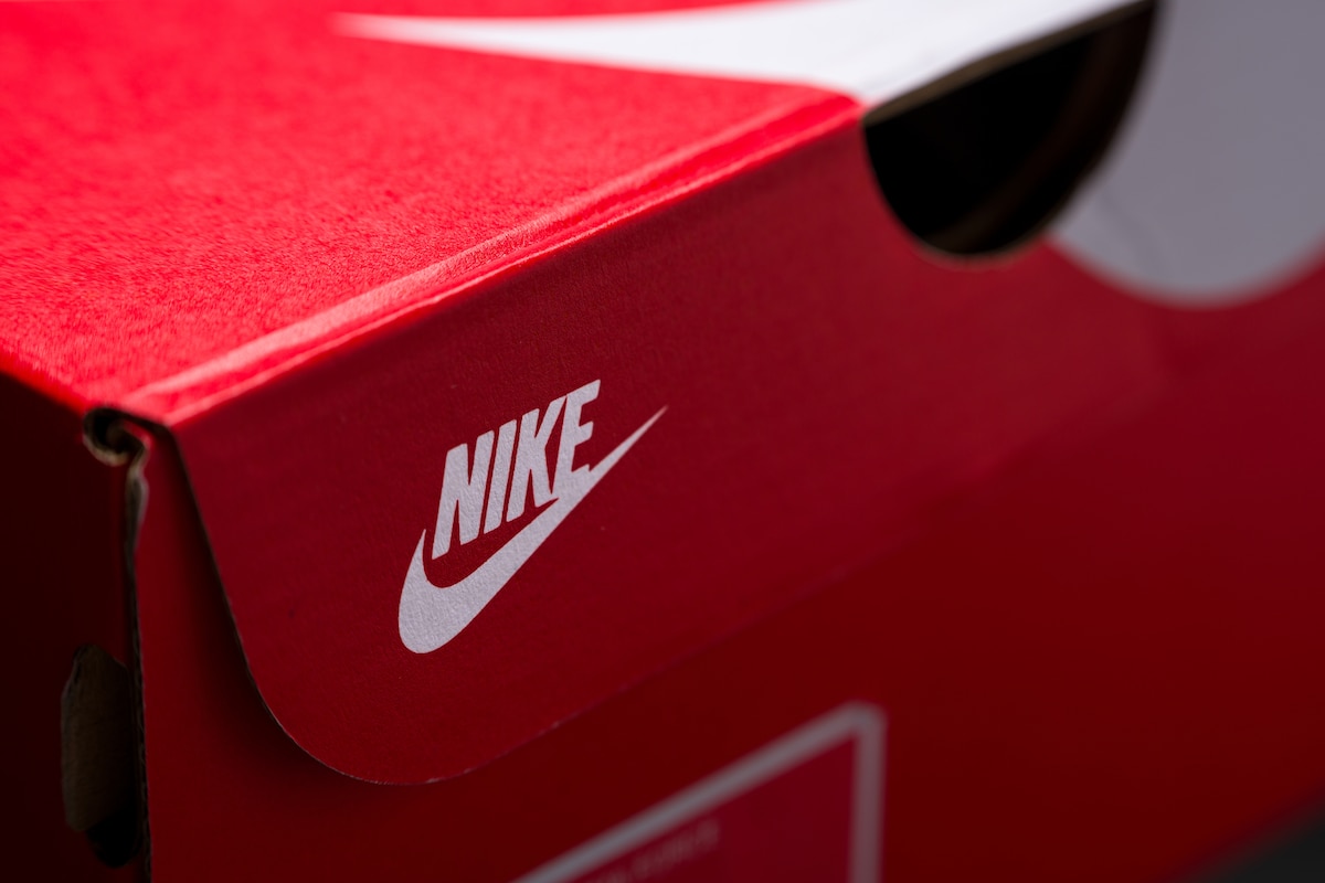 La nouvelle forme particulière des chaussures Nike est-elle dangereuse pour vos pieds ?