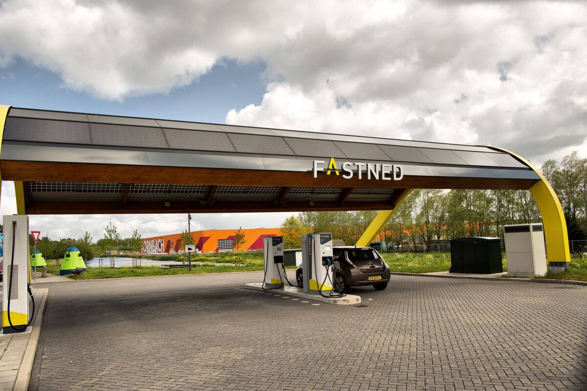 Fastned : l'exploitant de bornes de recharge dans le rouge à cause de la hausse des prix de l'électricité