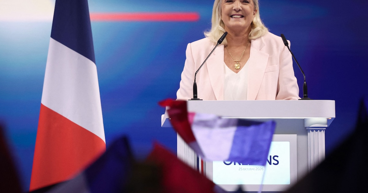 Marine Le Pen promet un gouvernement "d'union nationale", "pluraliste" et dirigé par Jordan Bardella