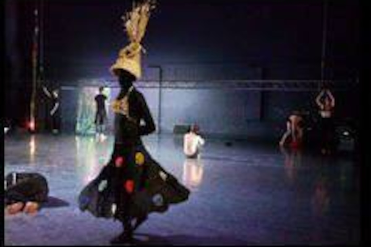 Une danse entre l'effacement et la rage